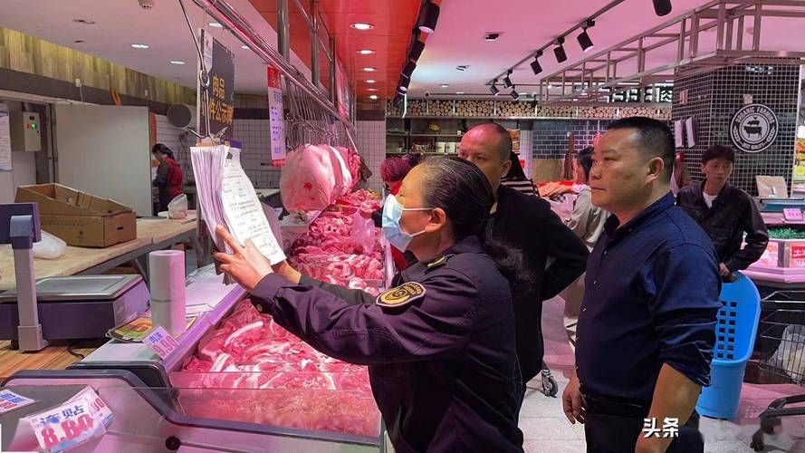 市场监管局还对集中市场开办者和各食用农产品市场销售者作出提醒告诫